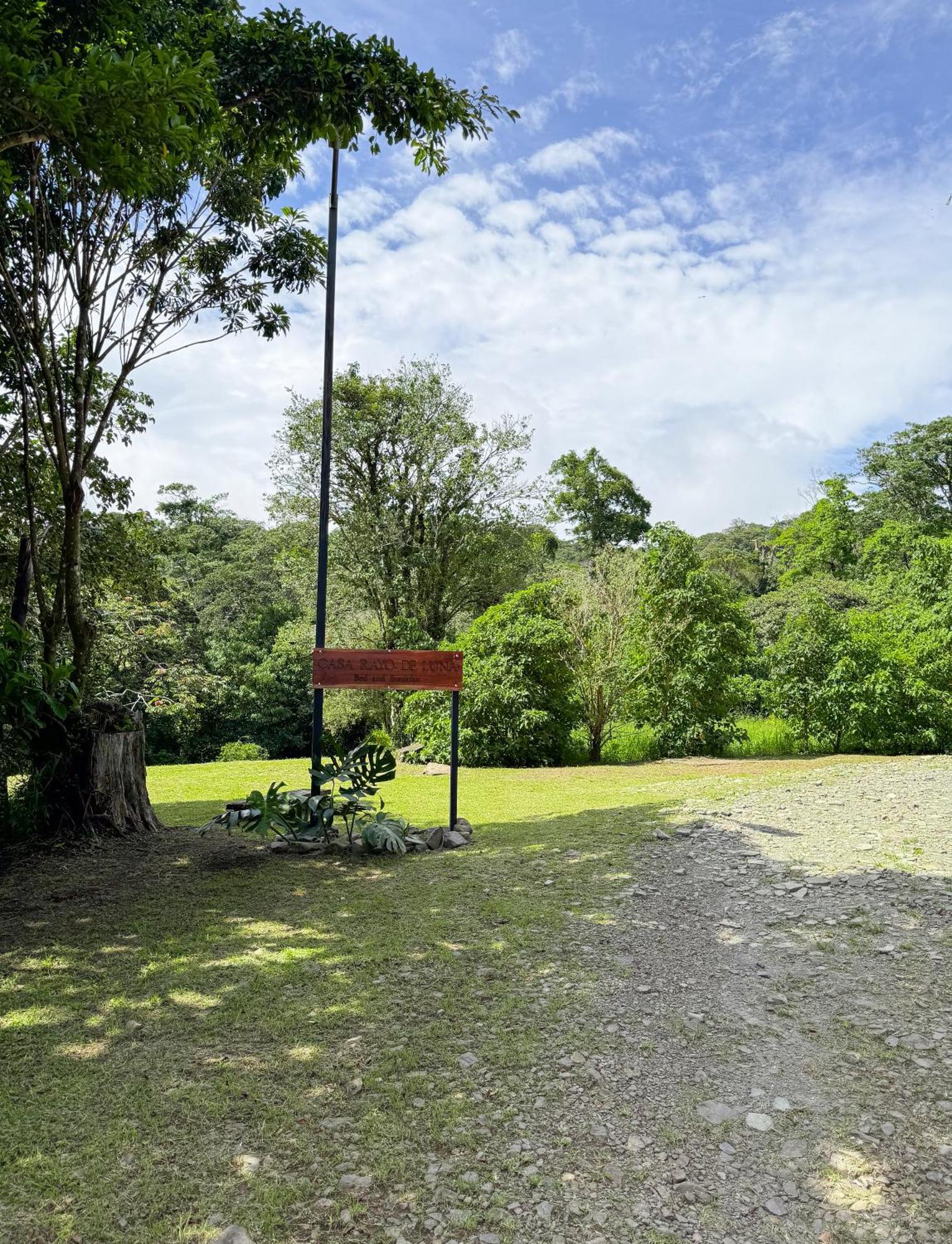 Casa Rayo De Luna Monteverde Eksteriør bilde
